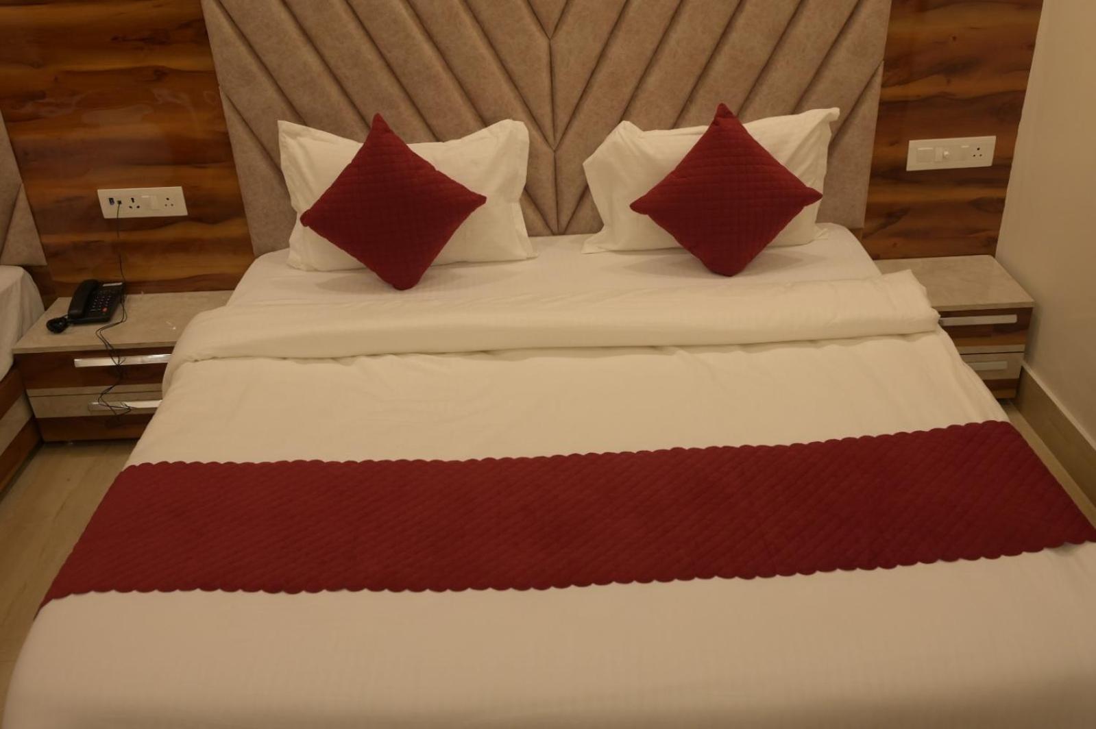 Hotel Udit Inn Rudraprayāg Kültér fotó