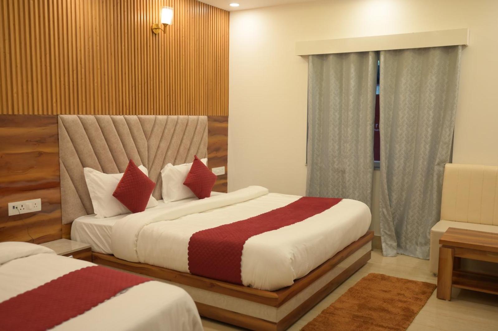 Hotel Udit Inn Rudraprayāg Kültér fotó